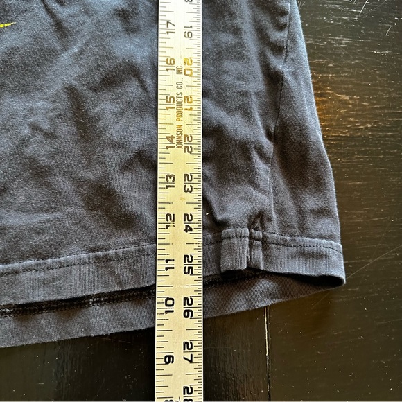 Nike Small Black Running Shirt Neon Gym Workout - Picture 2 of 6